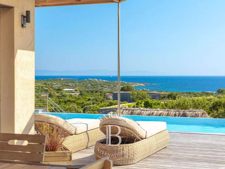 Villa with Sea view Pianottoli-Caldarello - 280m²