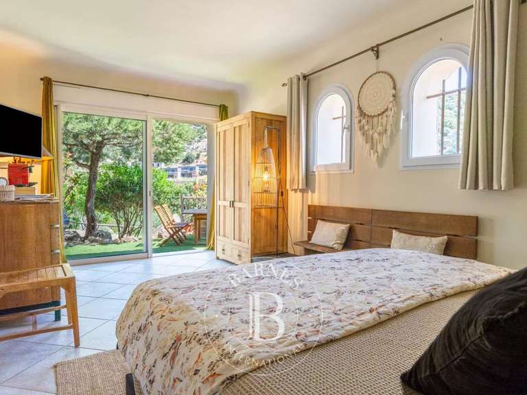 Villa with Sea view Porto-Vecchio - 5 bedrooms - 16885m²