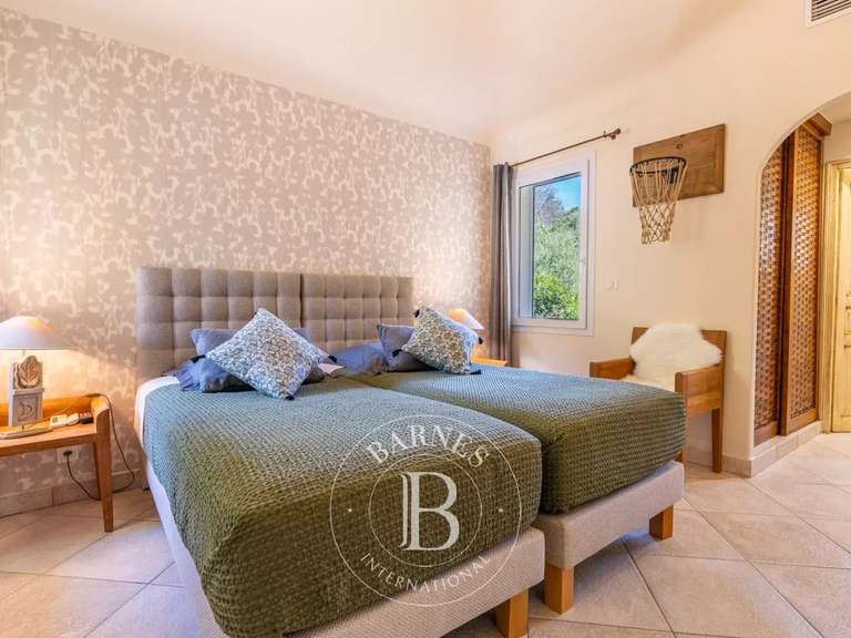 Villa with Sea view Porto-Vecchio - 5 bedrooms - 16885m²
