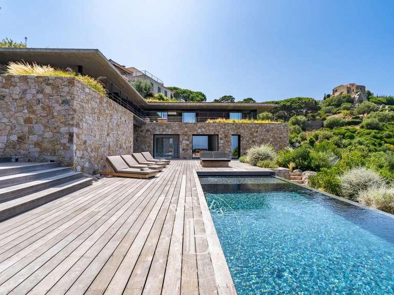 Villa with Sea view L'Île-Rousse - 4 bedrooms - 350m²