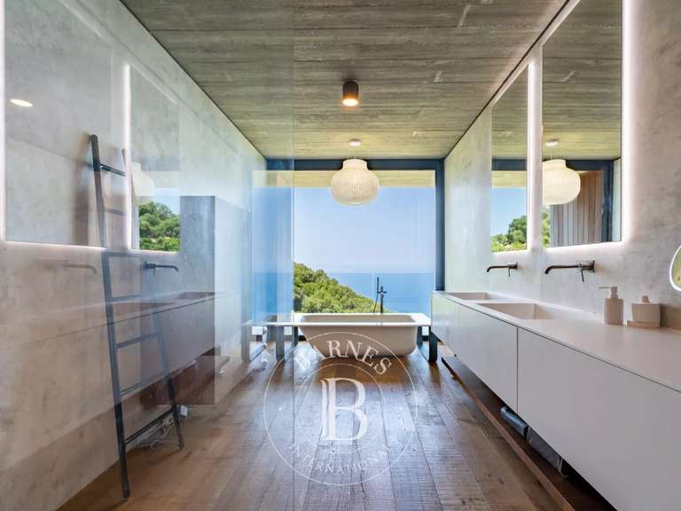 Villa with Sea view L'Île-Rousse - 4 bedrooms - 350m²