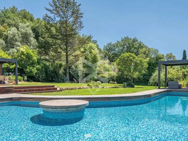Villa Valbonne - 5 chambres - 221m²