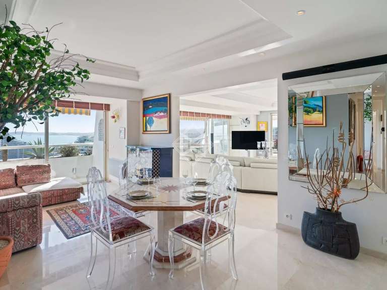Apartment Villeneuve-Loubet - 2 bedrooms - 204m²