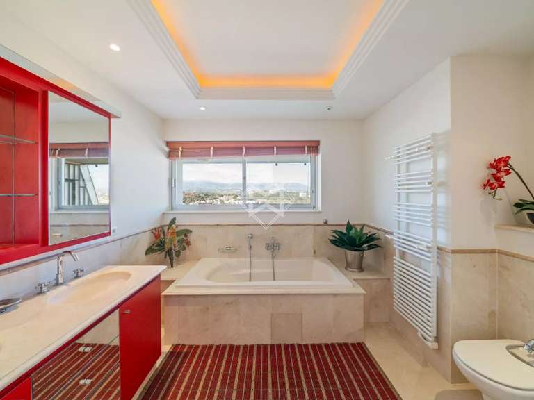 Apartment Villeneuve-Loubet - 2 bedrooms - 204m²