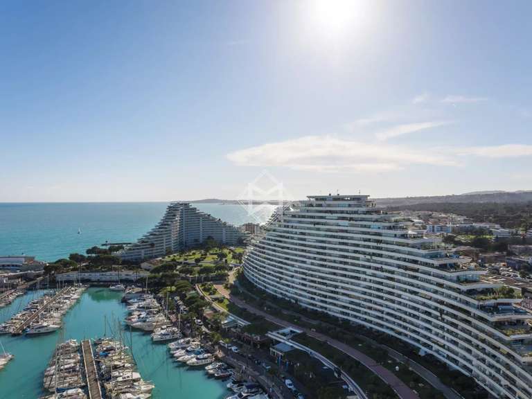 Apartment Villeneuve-Loubet - 2 bedrooms - 204m²