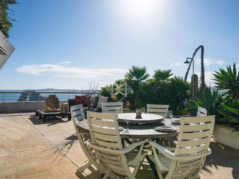 Apartment Villeneuve-Loubet - 2 bedrooms - 204m²