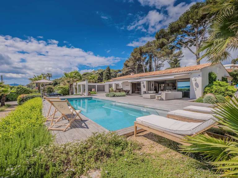 Villa with Sea view Sainte-Maxime - 4 bedrooms - 260m²