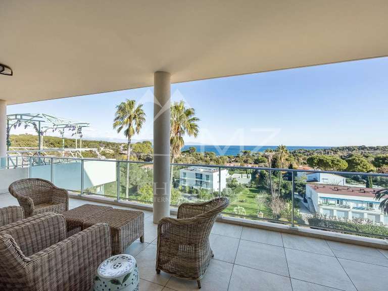 Apartment with Sea view Cap-d-antibes - 3 bedrooms - 103m²
