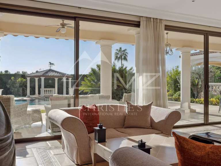 Villa Cap-d-antibes - 5 bedrooms - 347m²