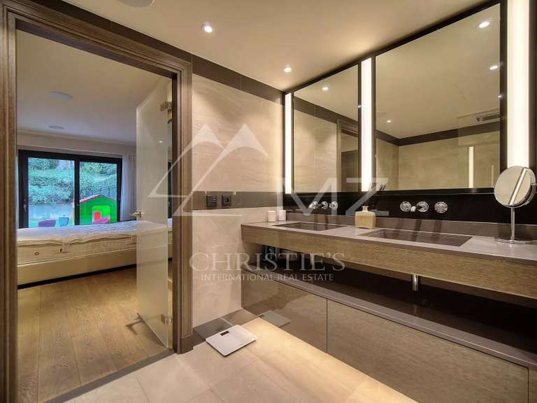Apartment Cap-d-antibes - 3 bedrooms - 100m²