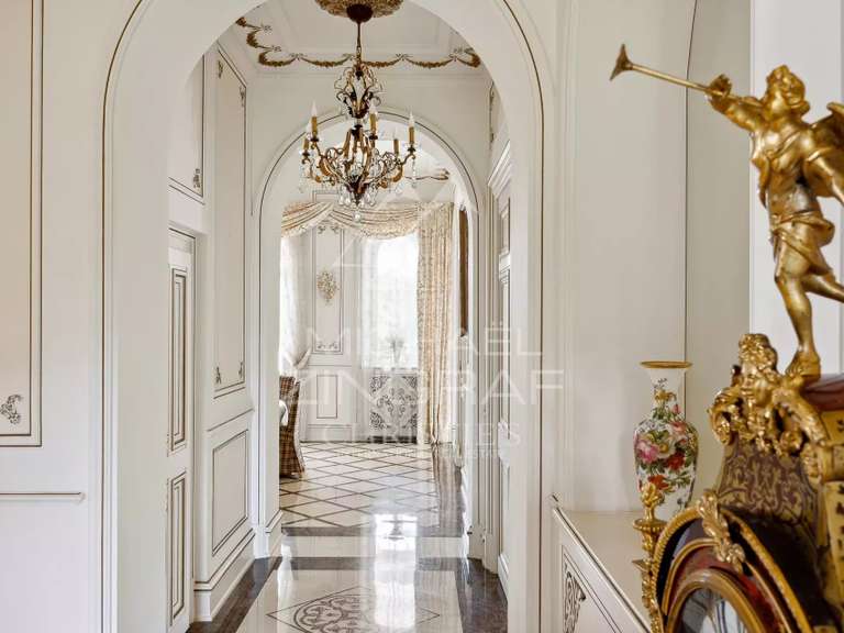 Villa Antibes - 7 bedrooms - 2345m²