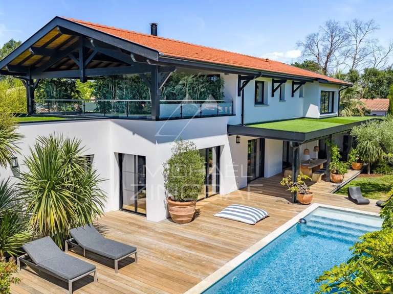 Maison Gujan-Mestras - 5 chambres - 420m²