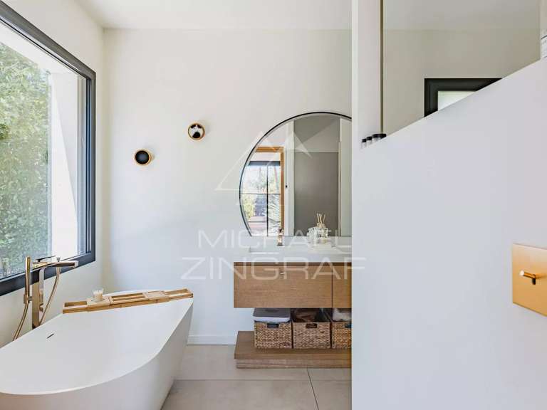Maison Gujan-Mestras - 5 chambres - 420m²