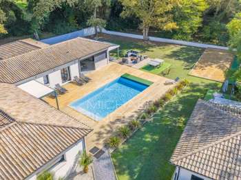 Maison 12 pièces 290 m² · à Salles · 290 m² · 1 150 000 €
