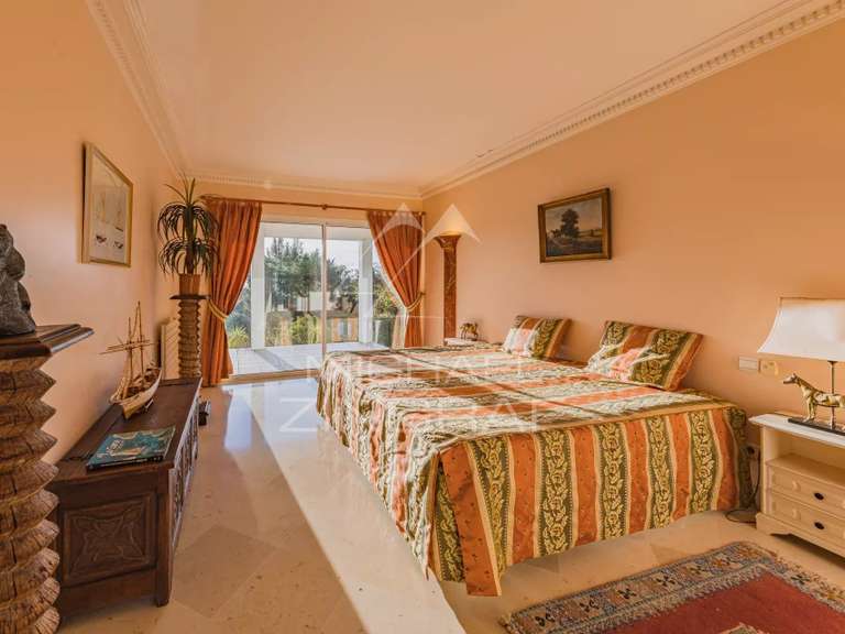 House Pyla-sur-mer - 5 bedrooms - 325m²