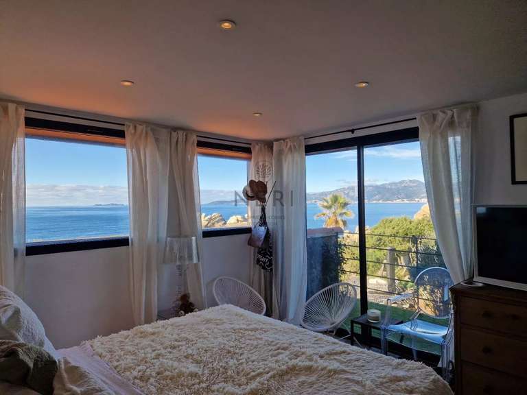 Villa with Sea view Pietrosella - 5 bedrooms - 4000m²