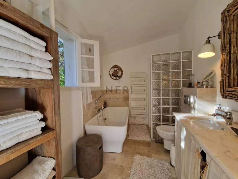 Villa with Sea view Pietrosella - 5 bedrooms - 4000m²