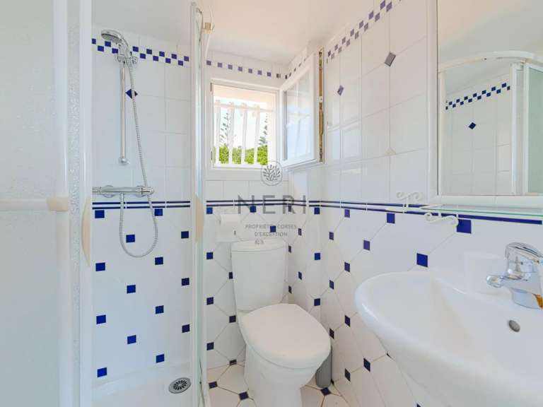 Villa Pietrosella - 4 bedrooms - 150m²