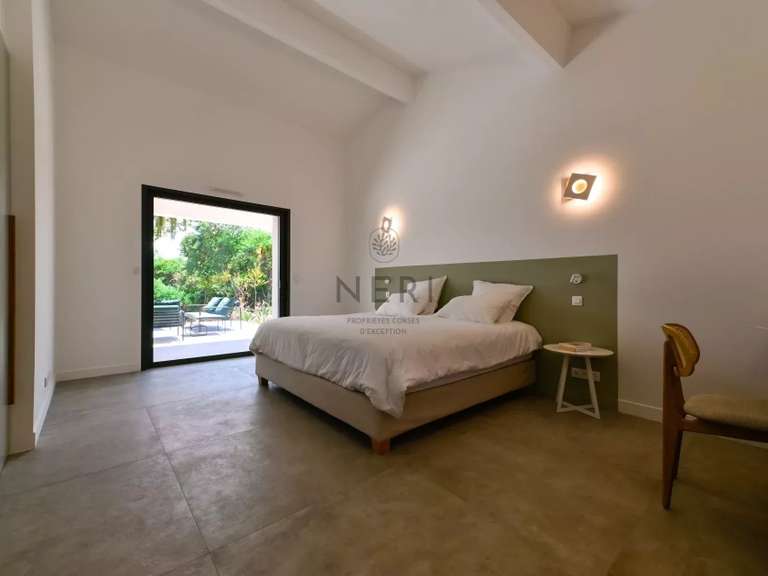 Villa Pietrosella - 4 bedrooms - 2670m²