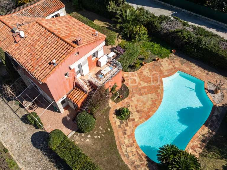 Maison La Ciotat - 3 chambres - 161m²