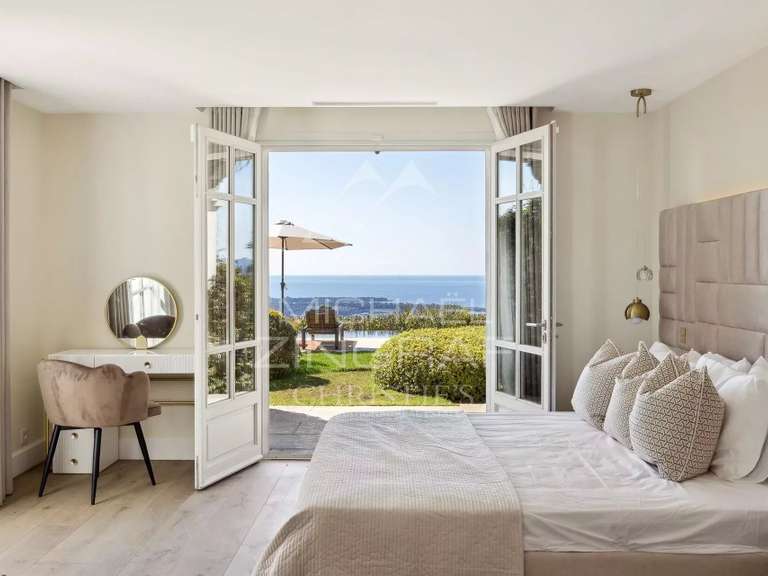 Villa with Sea view Vallauris - 5 bedrooms - 450m²