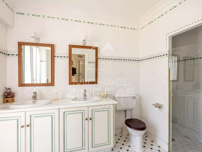 Villa with Sea view Cap-d-antibes - 4 bedrooms - 250m²