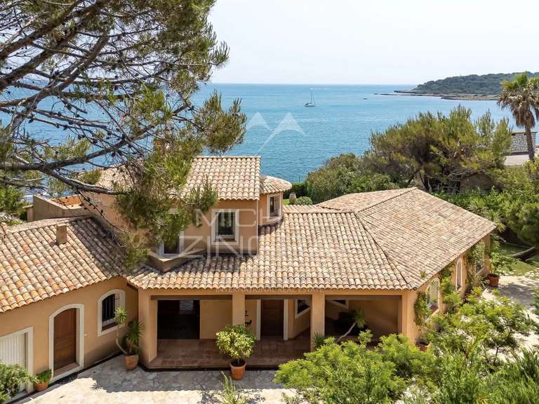 Villa with Sea view Cap-d-antibes - 4 bedrooms - 250m²