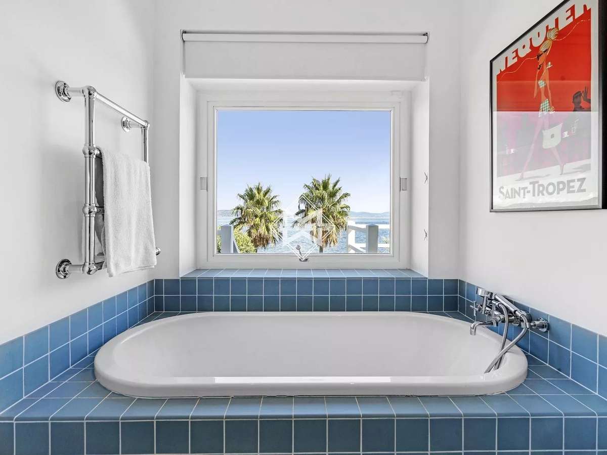 House Saint-Tropez