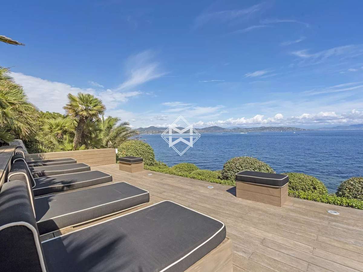 House Saint-Tropez