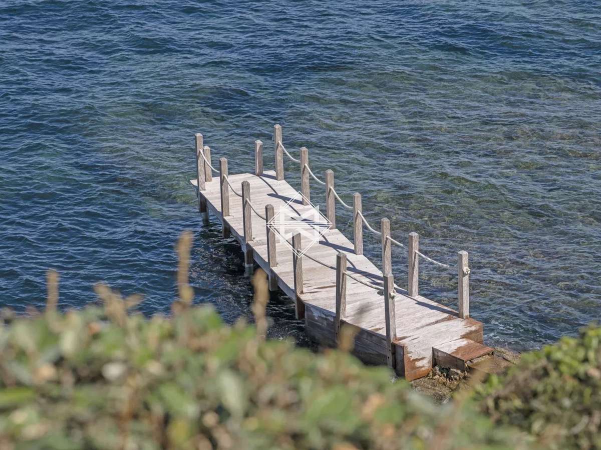House Saint-Tropez