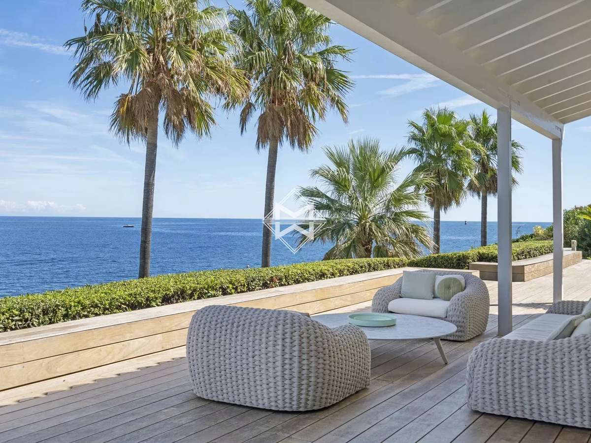 House Saint-Tropez