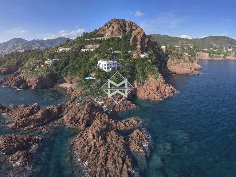 Property Théoule-sur-Mer - 6 bedrooms - 400m²