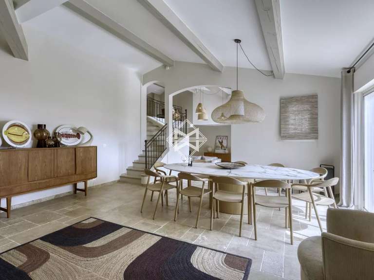 Villa La Croix-Valmer - 5 bedrooms - 254m²