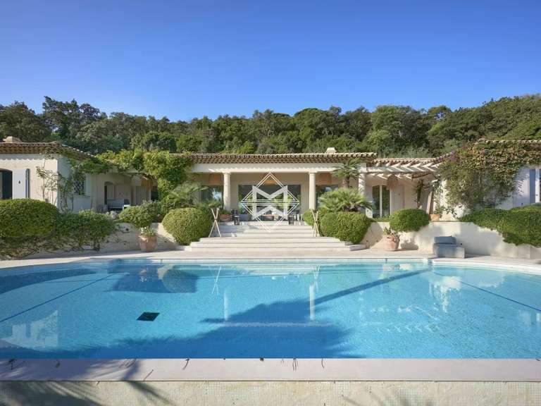 Villa with Sea view Saint-Tropez - 6 bedrooms - 250m²