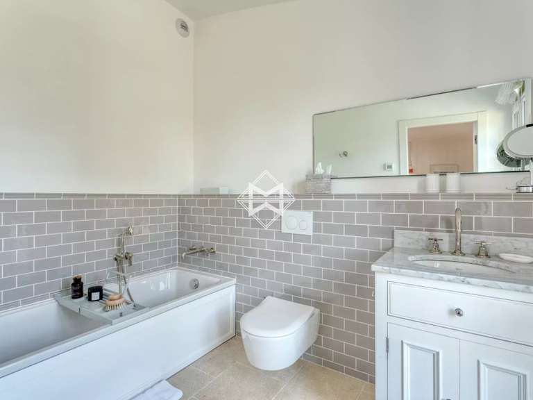 Villa Saint-Tropez - 6 bedrooms - 300m²