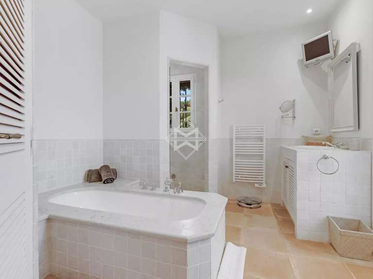 Villa with Sea view Saint-Tropez - 5 bedrooms - 300m²