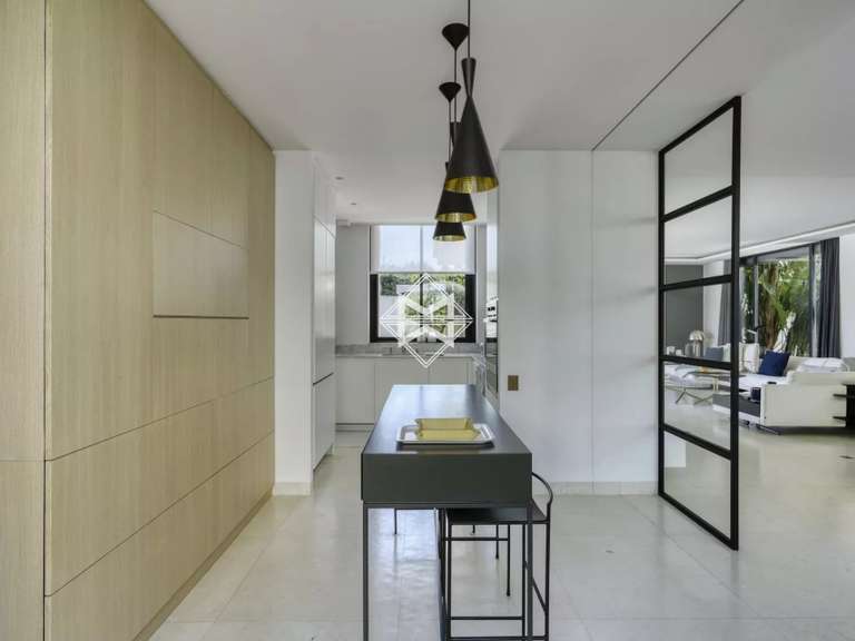 Villa Saint-Tropez - 3 bedrooms - 210m²