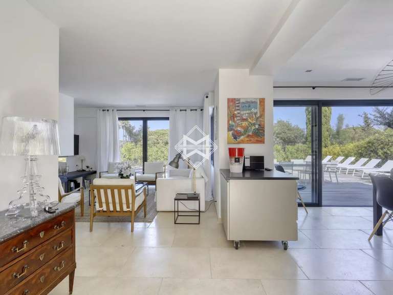 Villa Saint-Tropez - 4 bedrooms - 160m²
