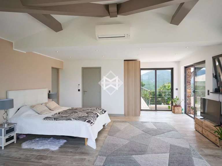 Villa Cavalaire-sur-Mer - 5 chambres - 350m²