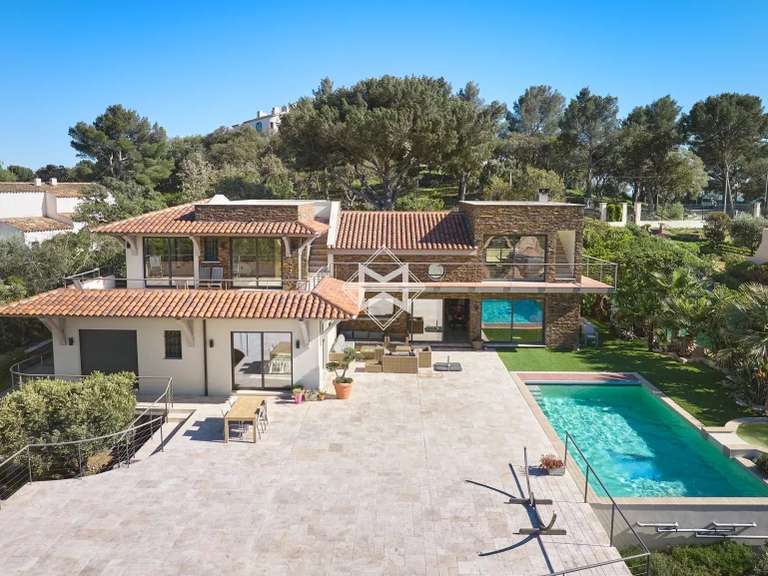 Villa Cavalaire-sur-Mer - 5 chambres - 350m²
