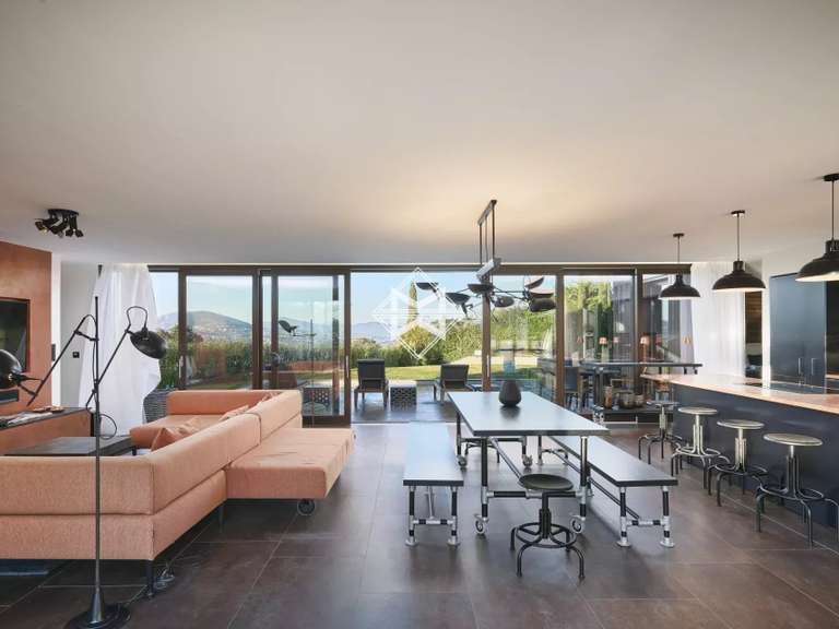 Propriété avec Vue sur mer Gassin - 6 chambres - 230m²