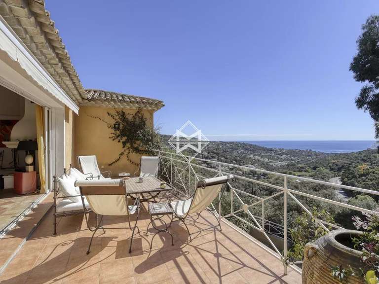 House with Sea view Cavalaire-sur-Mer - 4 bedrooms - 178m²