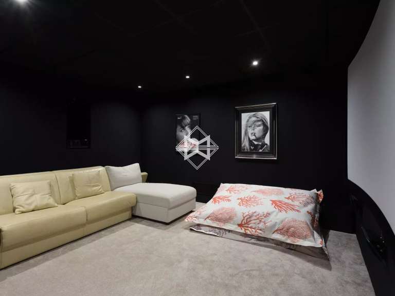 Villa Sainte-Maxime - 5 bedrooms - 490m²
