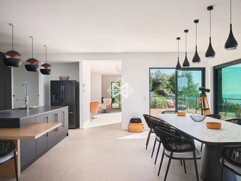 Villa with Sea view Grimaud - 5 bedrooms - 383m²