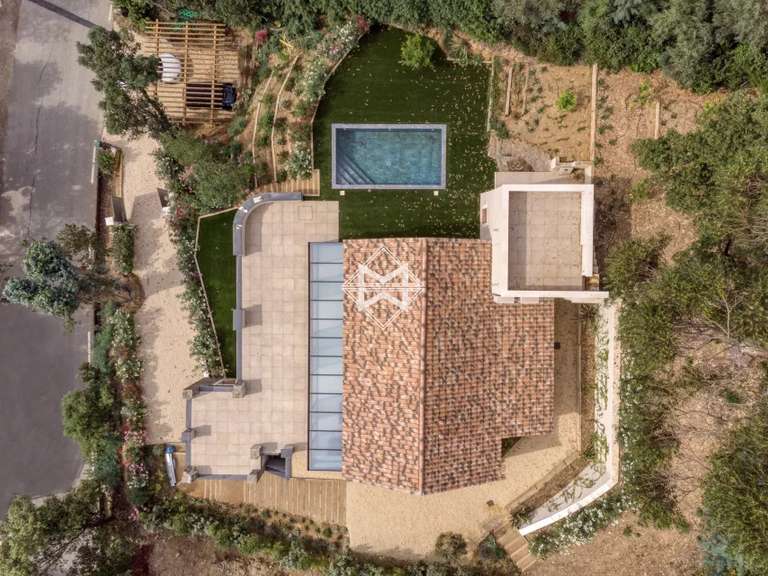 Villa La Croix-Valmer - 4 bedrooms - 176m²