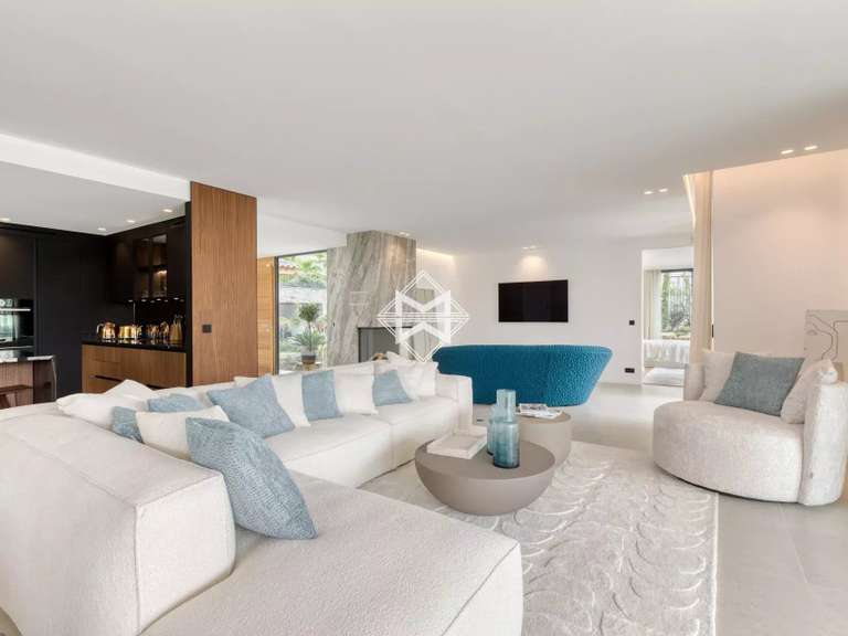 Villa Sainte-Maxime - 4 bedrooms - 361m²