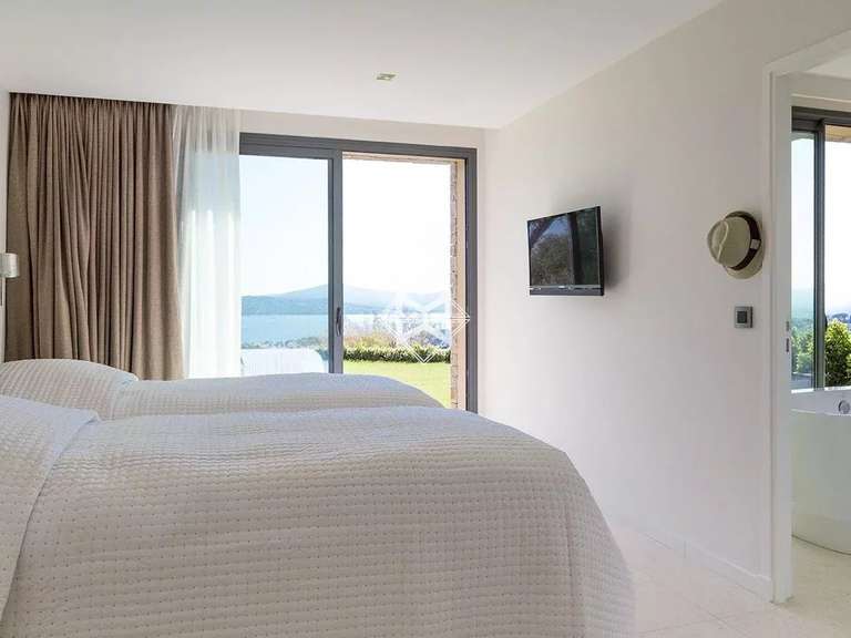 Villa with Sea view Grimaud - 6 bedrooms - 400m²