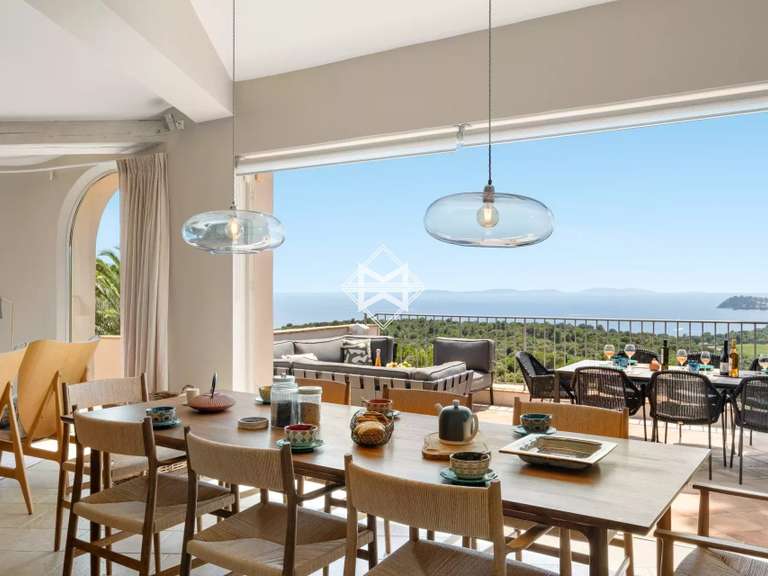Villa with Sea view La Croix-Valmer - 5 bedrooms - 165m²