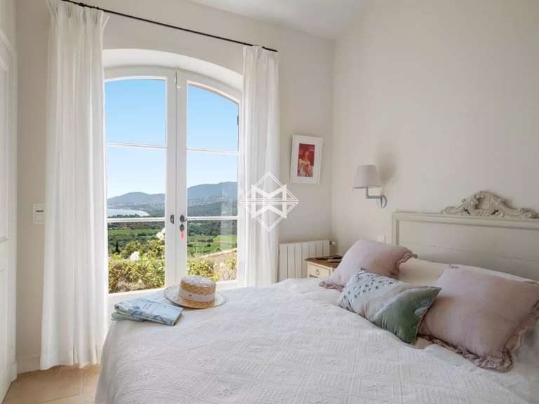 Villa with Sea view La Croix-Valmer - 5 bedrooms - 165m²