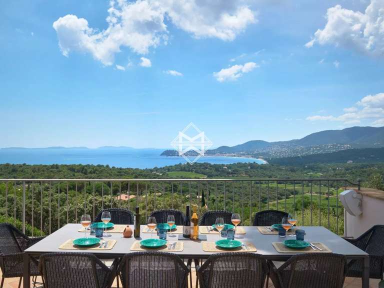 Villa with Sea view La Croix-Valmer - 5 bedrooms - 165m²